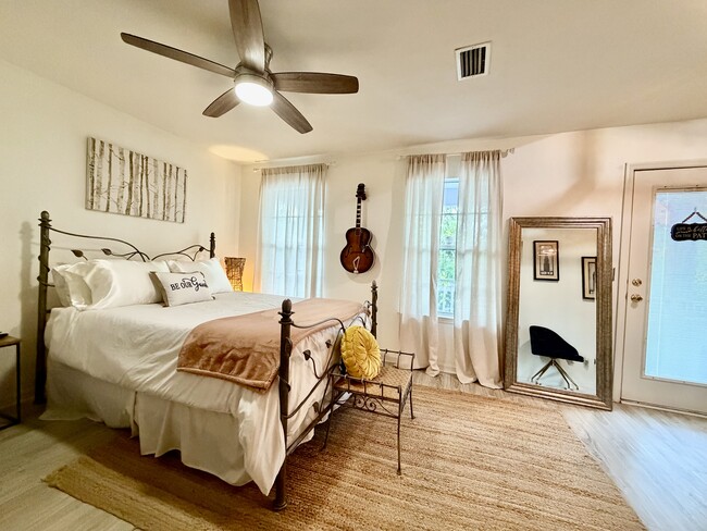 Photo - 11607 NW 18th Pl