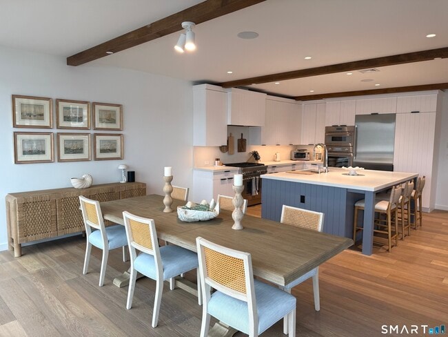 Building Photo - 111 Rowayton Ave Unit 201