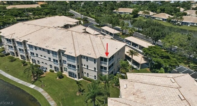 Photo - 17020 Willowcrest Way Unidad 301