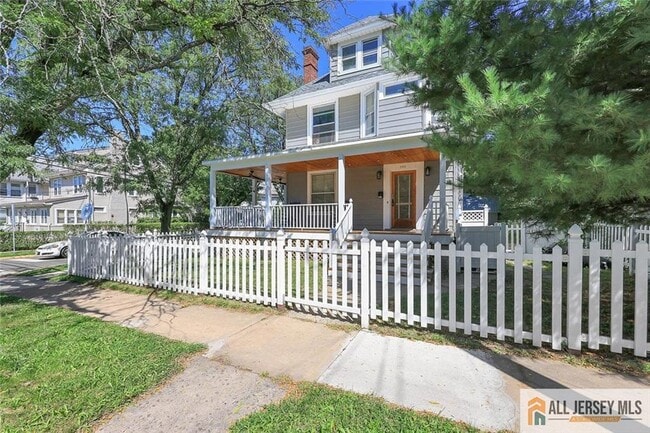 101 S 4th Ave