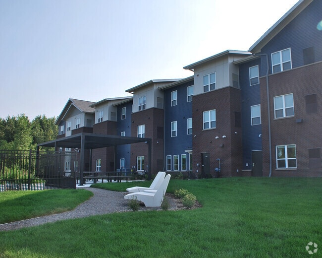 Building Photo - Marketplace Crossing Rental