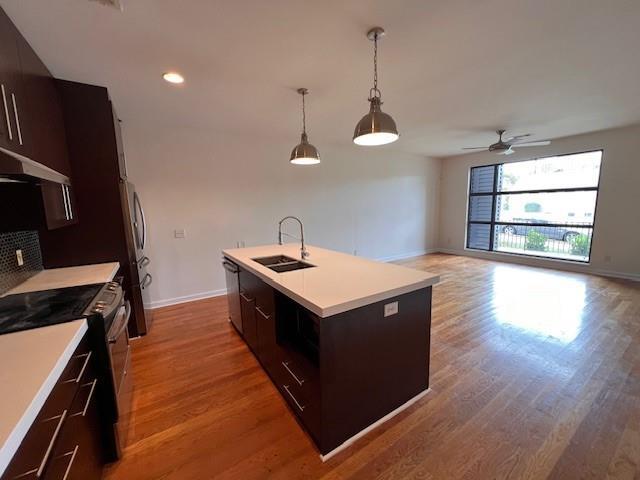 Photo - 472 Martin St SE