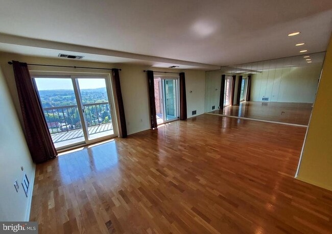 Photo - 1375 Pershing Blvd Unit 810