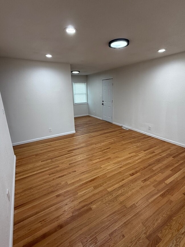 Photo - Newly remodeled 3 bedrooms and 2 full baths home located in Independence, MO