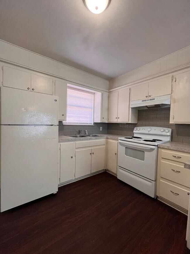 Photo - 1905 41st St Unit A