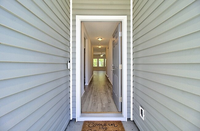 Photo - 183 W W Winn Ave