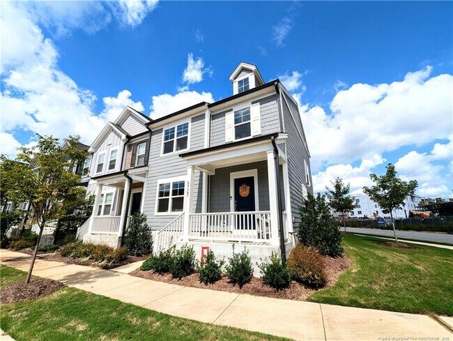 Building Photo - 5723 Kalamata Dr