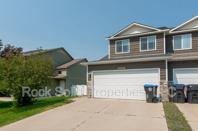 Building Photo - 3766 Saddle Ridge Trail Rental