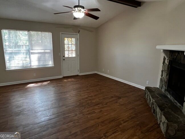 Photo - 105 Baytree Ct