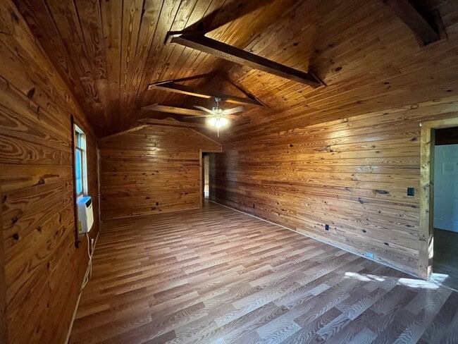 Building Photo - 709 Atlanta Hwy Unit Apt A