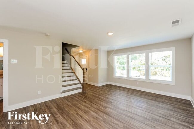 Photo - 3725 Corvette St