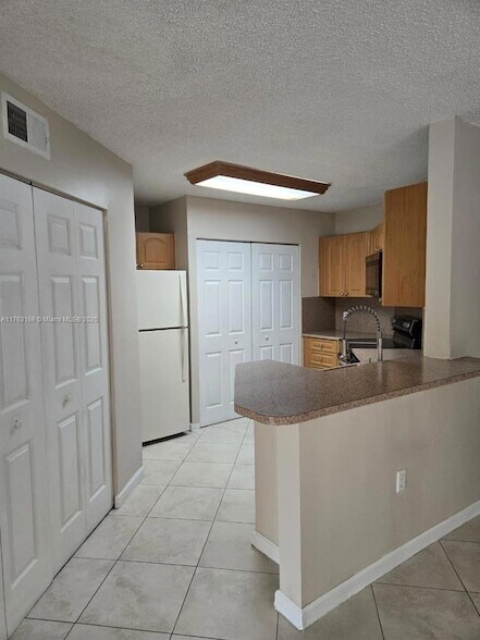 Photo - 6272 NW 186th St