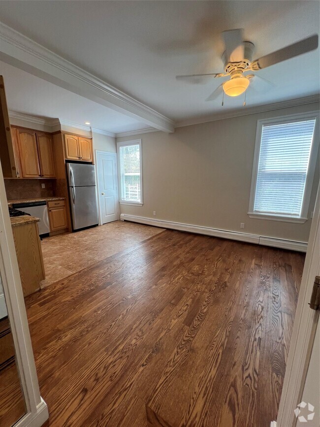 Building Photo - 46 Claremont Pl Unit #2 Rental