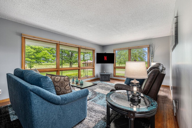 Building Photo - 8150 Elk Lake Rd Unit ID1248304P Rental