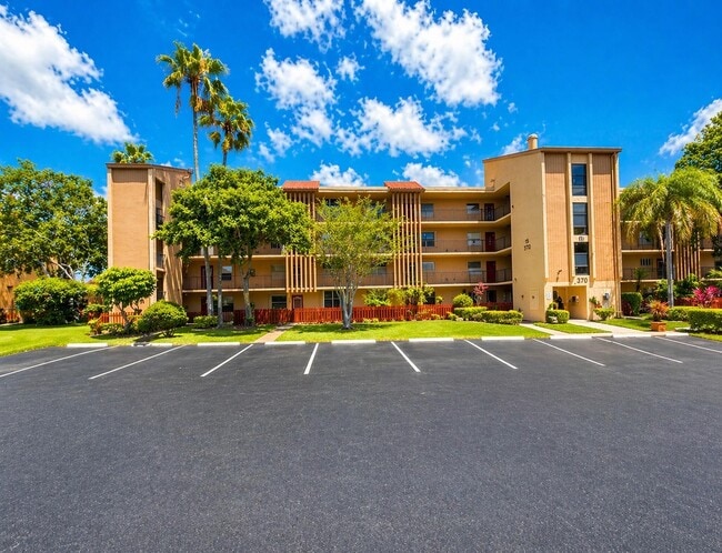 Building Photo - 370 NW 76th Ave Unit 202