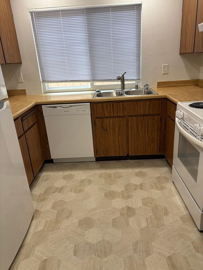 Photo - 2 bedroom 2 bath house!