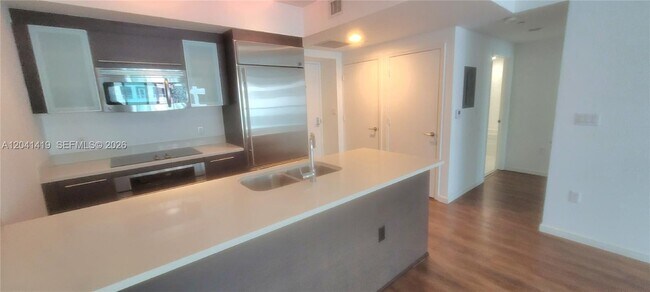 Photo - 500 Brickell Ave Unit 3706