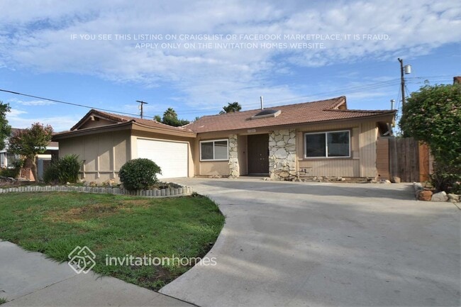 Building Photo - 15857 Liggett St Rental