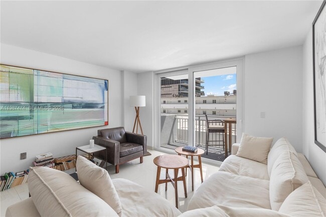 Photo - 345 Ocean Dr Unidad 607