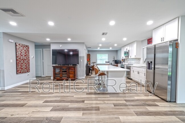 Photo - 3101 Carriage Dr