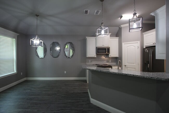 Photo - Coming Soon! Stunning 3 Bed 2 Bath Home on...