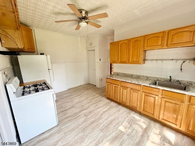 Photo - 4 Swaine Pl