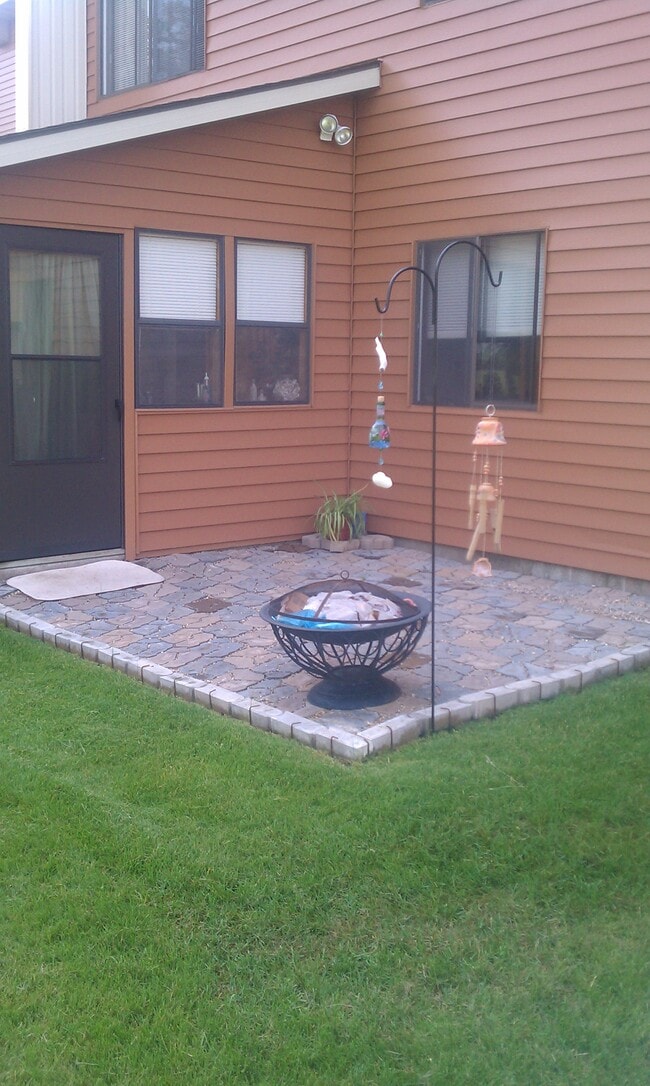 Photo - Kamnic Lane Apartments