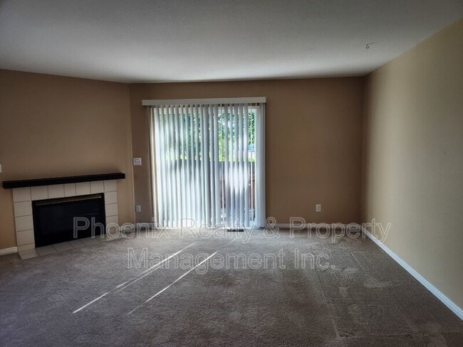 Photo - 1209 Warrior Way