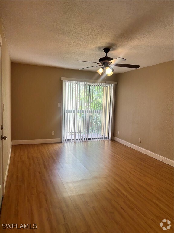 Building Photo - 2835 Winkler Ave Unit 209 Rental