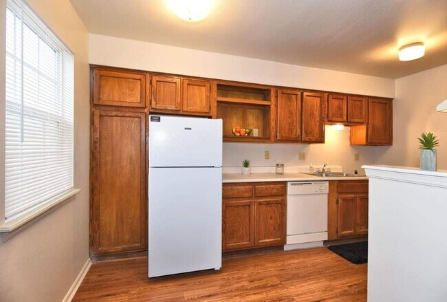 Photo - Country Club