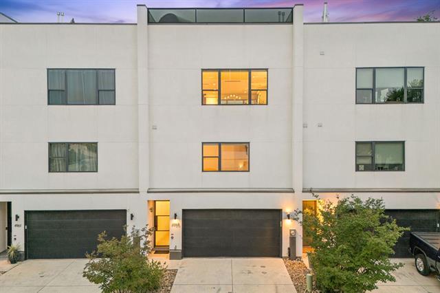 Building Photo - 4965 Blaynes View Dr