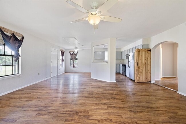 Photo - 6618 Cherrywood Ln