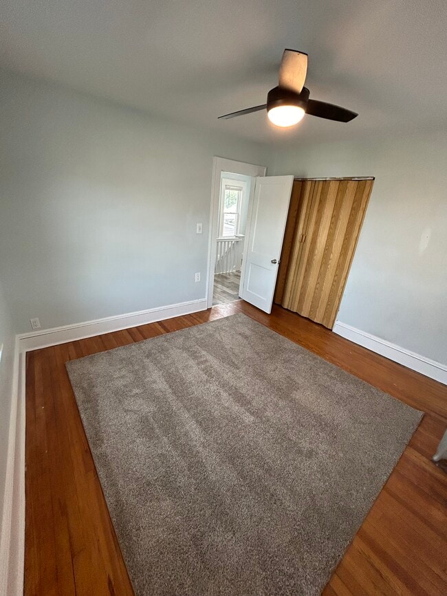 Building Photo - 534 Park Pl Unit 1