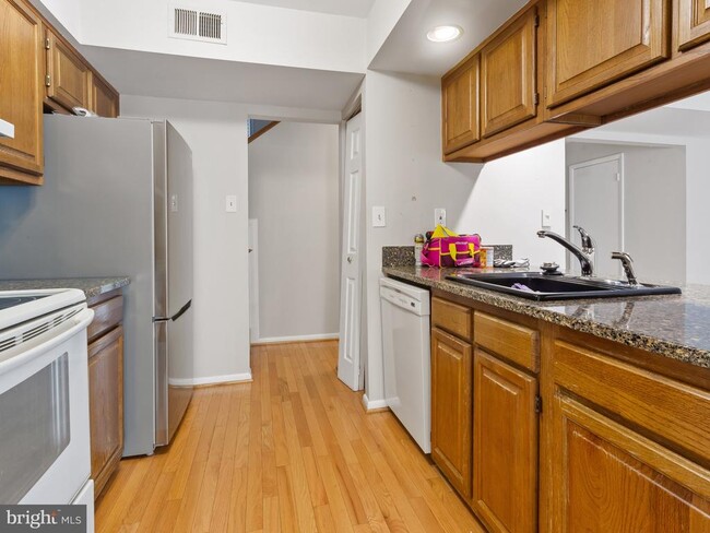 Photo - 4720 Colonel Ashton Pl