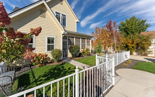 Photo - Beautiful 3 Bed 3 Bath home in the Heart of Eagle