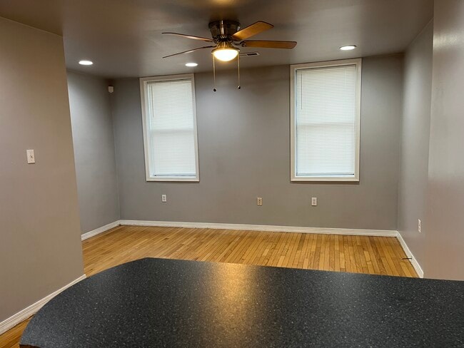 Photo - 4900 Walton Ave