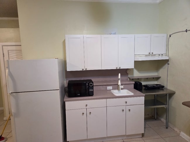 Building Photo - 849 W Dolphin Ridge Rd Rental