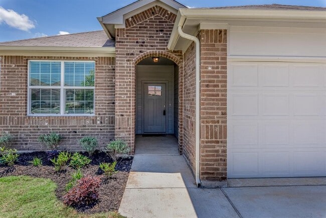 Photo - 6621 Kildare Dr