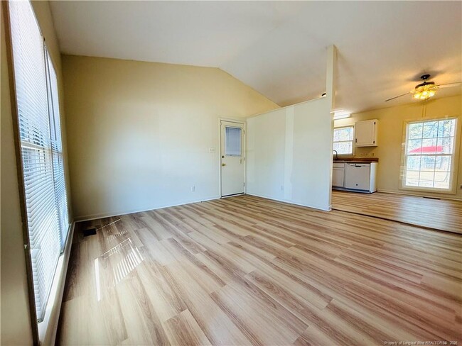 Photo - 129 Deerfield Dr