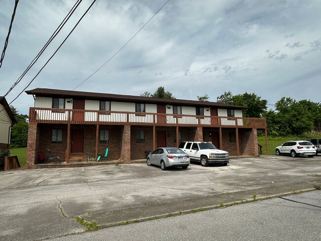 2 bedroom, 1 bath, Townhome Kingsport, TN - 2 bedroom, 1 bath, Townhome Kingsport, TN