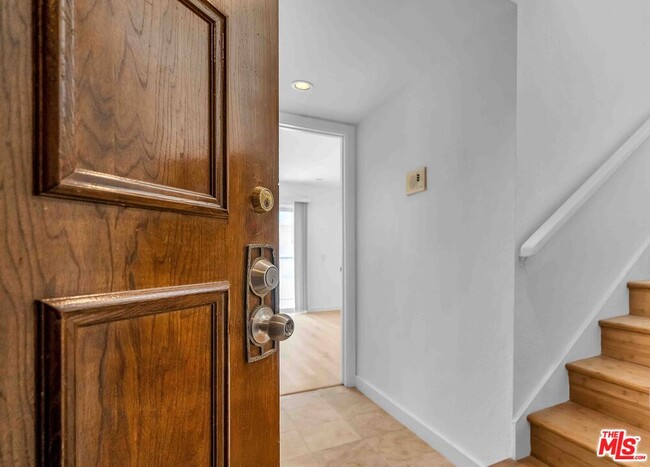 Photo - 15 63rd Ave Unit 3