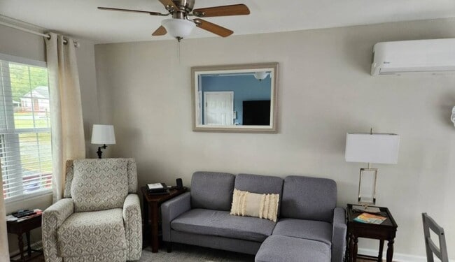 Photo - 1205 Jackson St