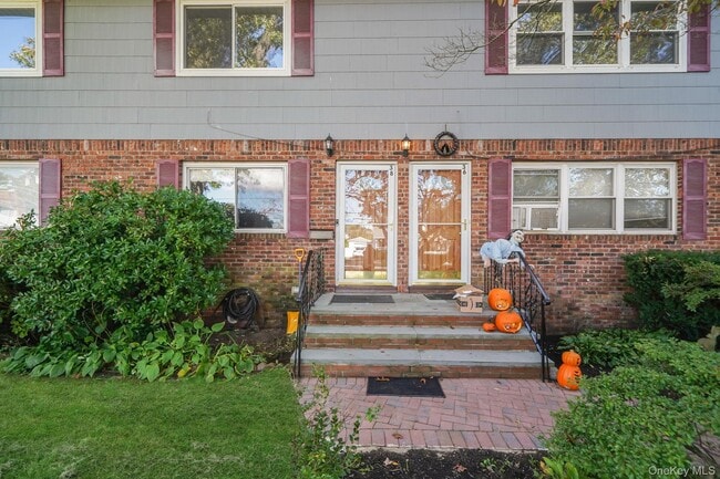 Photo - 38 Nassau St