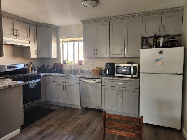 Photo - 193 Sunnyslope Ave Unit ADU