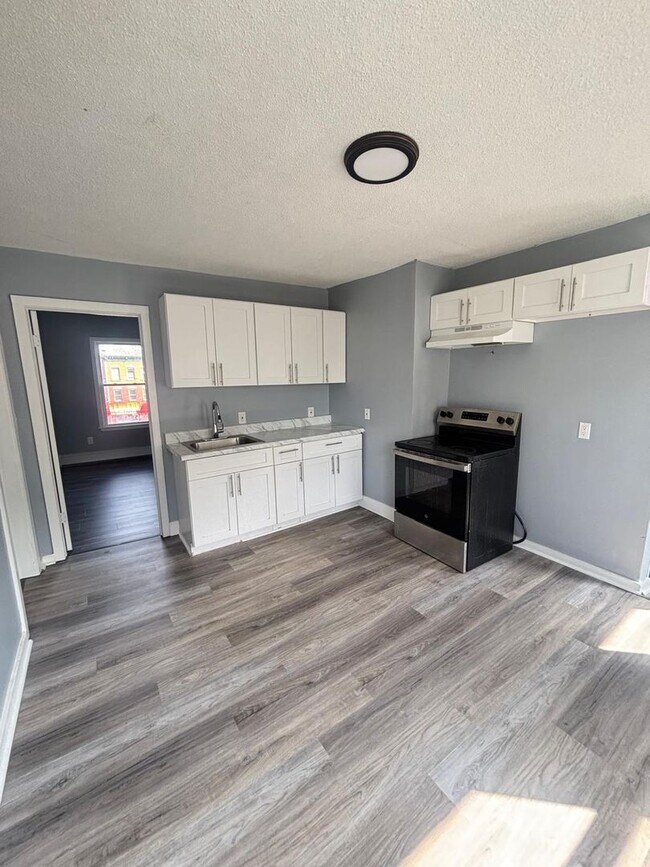 Photo - 56 Judson St Unit 3rd Floor