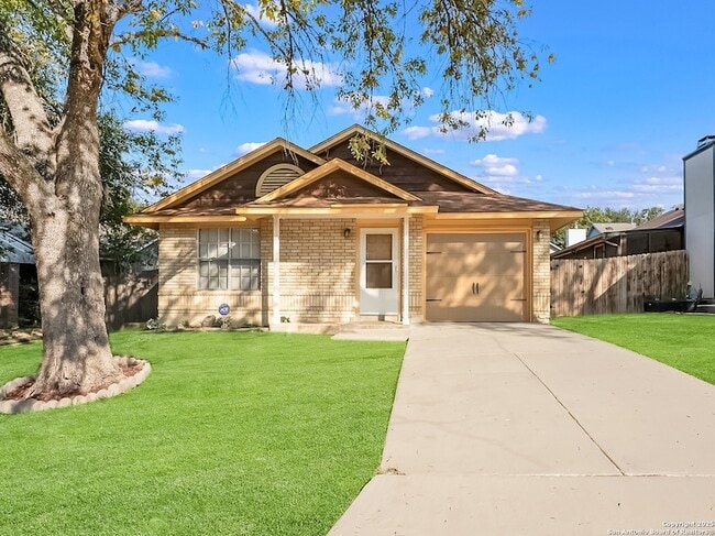 Building Photo - 715 Meadow Gate Rental