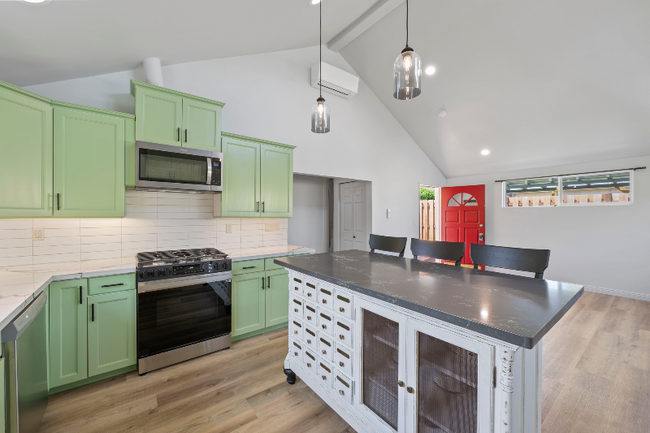 Photo - 3208 W 80th St Apartment Unit 3208 1/2 80th