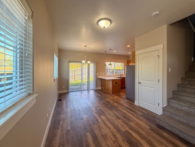 Photo - BIGFIR1069-1071 Unit 1071