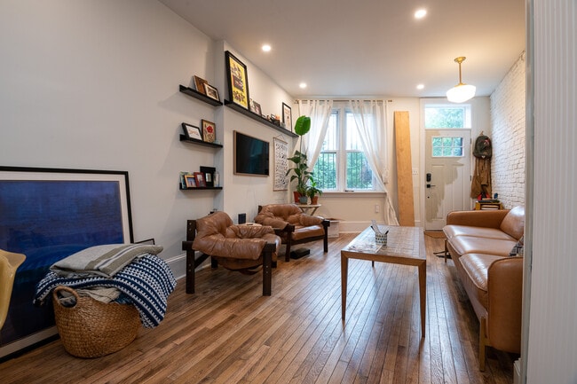 Photo - 1237 Potomac Ave SE