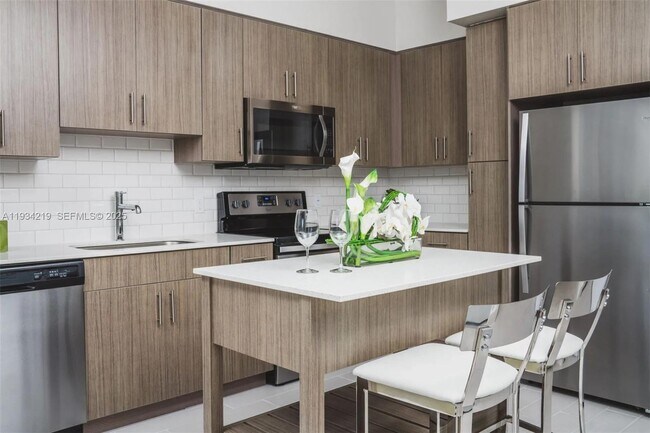 Photo - 1170 NW 11th St Unidad A-304